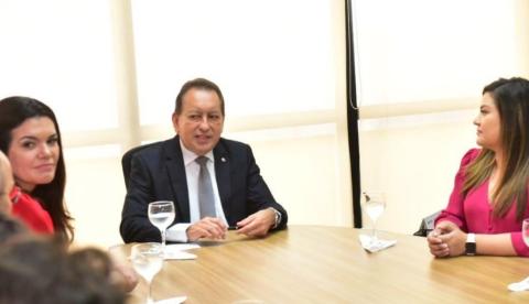 Desembargador sanciona lei que aumenta contribuição previdenciária no Amazonas 