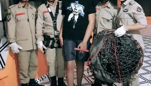 Adolescente autista despenca em poço de 6 metros no quintal de casa