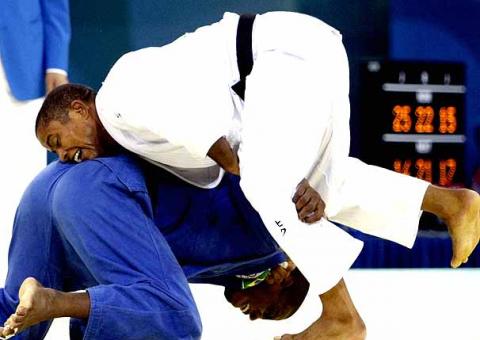 Eduardo Santos busca redenção no Mundial de Judô