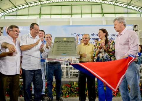 Omar inaugura primeiro Centro de Reabilitação em Dependência Química