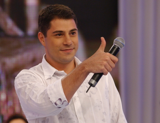 Após gafe, Evaristo Costa é excluído de cobertura das eleições