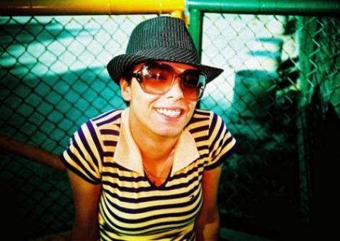 Vizinhos pedem despejo de Maria Gadú em abaixo assinado