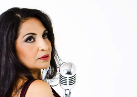 Eliana Printes é uma das atrações do fim de semana na Ponta Negra