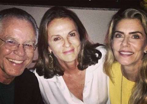 Maitê Proença e o jornalista Nelson Motta 