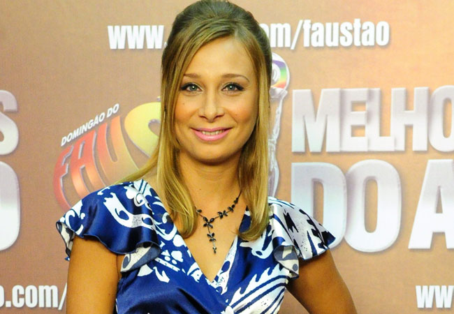 Katiuscia Canoro, a Lady Kate do "Zorra Total", deixará a Globo