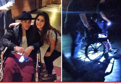 Justin Bieber é flagrado em cadeira de rodas