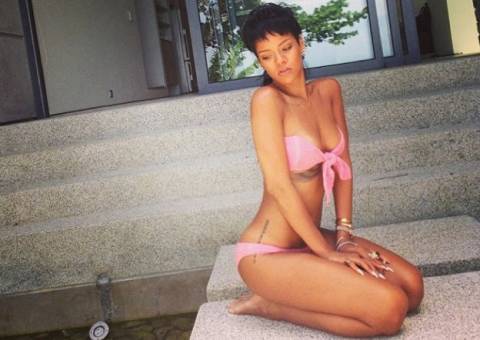 Rihanna é a "mulher mais desejada" do mundo