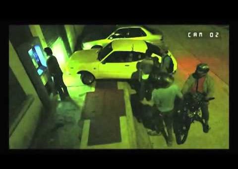 Garotinha morre durante assalto ao tentar defender o pai