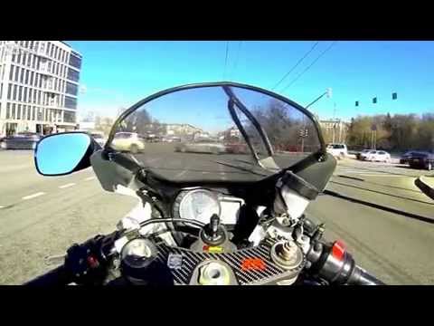 Incrível acidente de moto