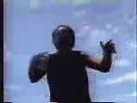 Do fundo do baú: Bispo Edir Macedo ensinando a roubar fiéis