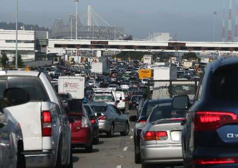Carro do futuro vai estacionar sozinho