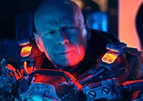 Sci-fi ’Cosmic Sin’ com Bruce Willis ganha trailer; Confira