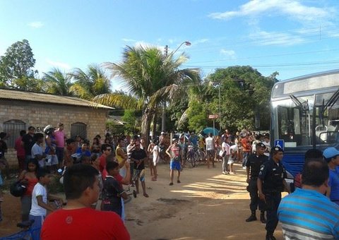 Criança tem cabeça esmagada por ônibus em Boa Vista