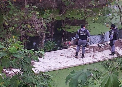 Corpo é encontrado boiando no Centro de Manaus