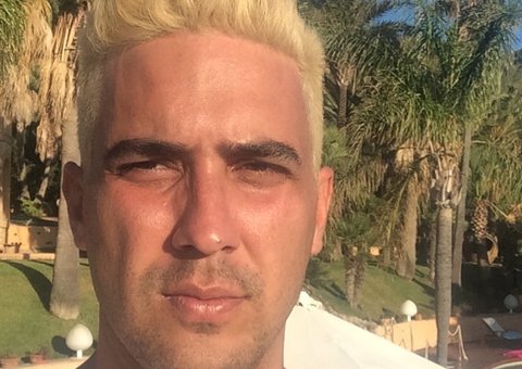 André Marques fica loiro em homenagem a Ana Maria Braga