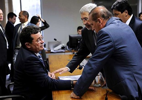 CPMI da Petrobras aprova quebra de sigilos de tesoureiro nacional do PT