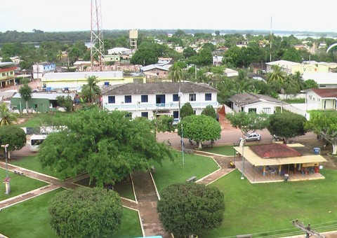 Assalto rende R$ 40 mil no Careiro Castanho