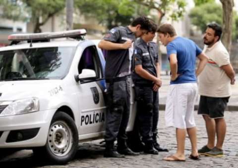 Família de Fábio Porchat pede ajuda após ameaças