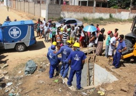  Adolescente de 15 anos morre sugado por cano de adutora