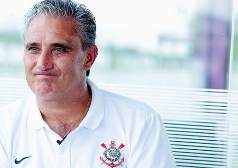 Corinthians perde mais uma e pode perder técnico