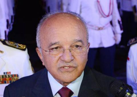 Vice-governador José Melo oficializa o seu desligamento do PMDB