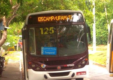 Pela internet, prefeitura recadastra estudantes para meia passagem