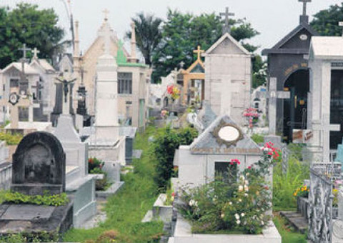 Morto depõe e ainda aponta seu suposto assassino