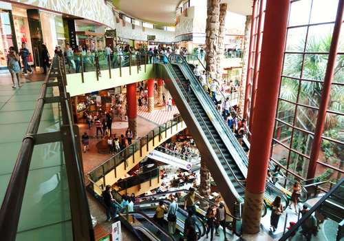 Confira os horários do comércio e shopping centers de Manaus neste Sábado