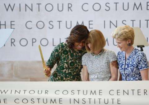 Michelle Obama inaugura centro de moda Anna Wintour em Nova York