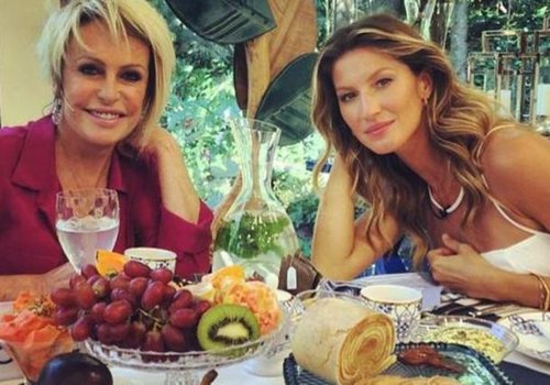 Ana Maria Braga se confunde e é corrigida por Gisele Bündchen