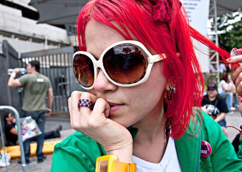 Apresentadora Vivi Cariolano é presa em Blitz da Lei Seca