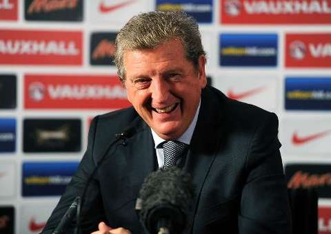 Técnico da Inglaterra busca paz com prefeito de Manaus