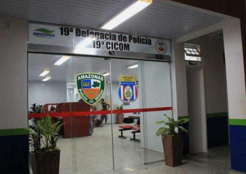 Jovem é assassinada com facada na garganta