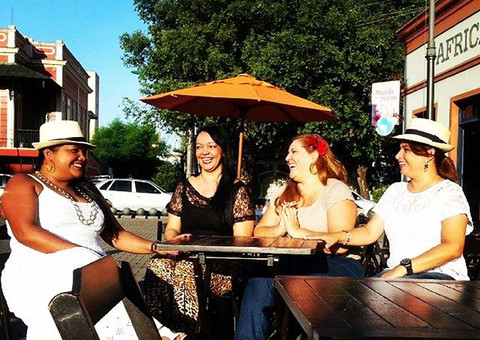 ‘Elas Cantam Samba’ faz apresentação no Buteko