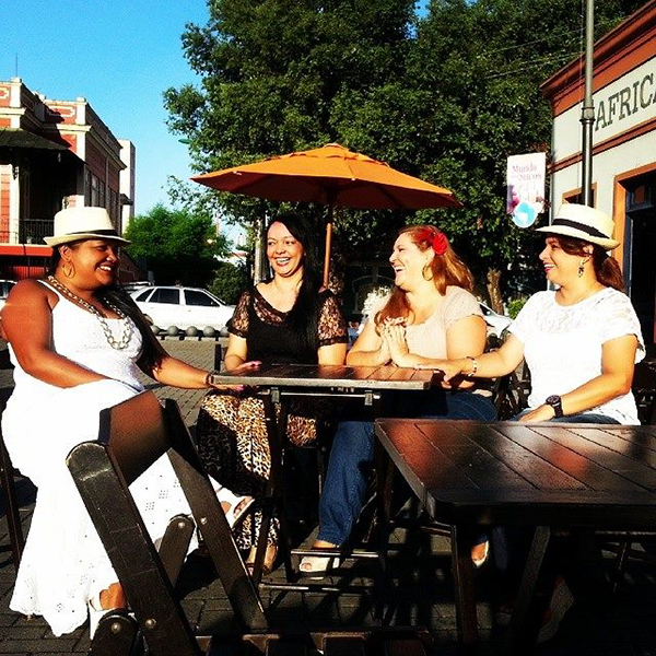 ‘Elas Cantam Samba’ faz apresentação no Buteko