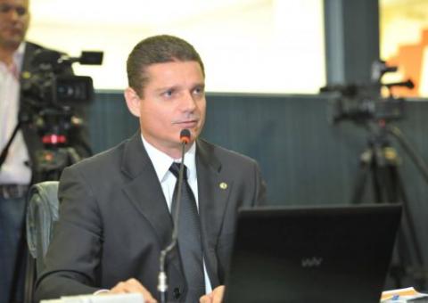 Consumidores reprovam serviços de telefonia e internet