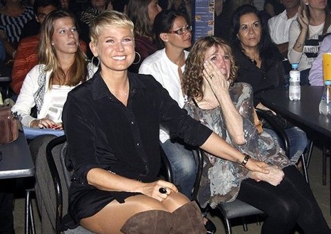 Xuxa pede orações por sua mãe nas redes sociais