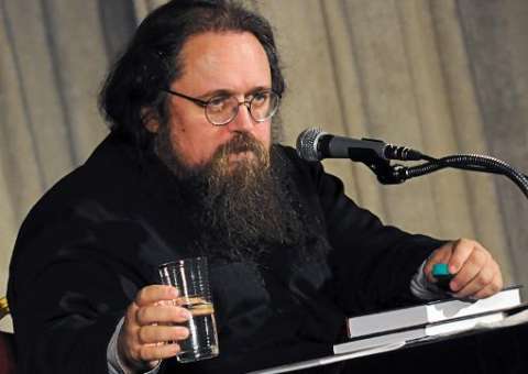 Sacerdote russo denuncia lobby homossexual na Igreja Ortodoxa