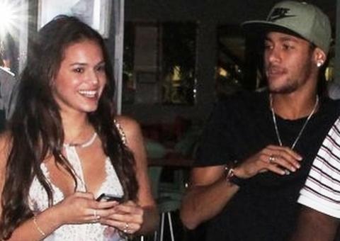 Bruna Marquezine 'chifrada' por Neymar em balada?