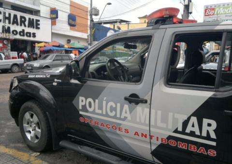 Ameaça de bomba interdita agência bancária em Manaus