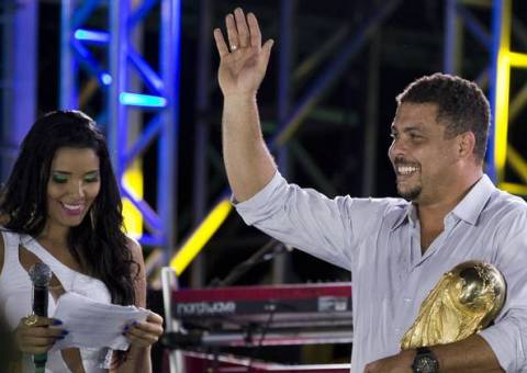 Fortaleza é palco da primeira Fan Fest da Copa; Ronaldo marca presença