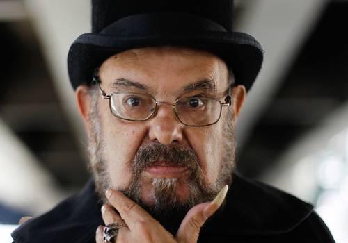 Zé do Caixão é internado novamente. Situação é delicada