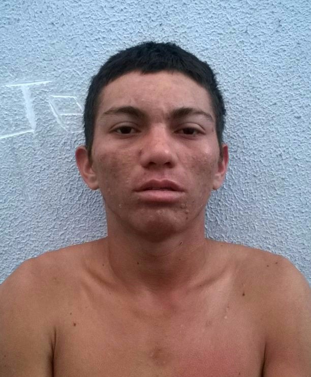  Durante patrulha, PMs flagram dupla roubando celular de estudante na Cidade Nova