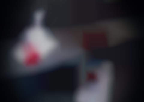  Mulher aborta no T1, deixa feto no banco e foge no local