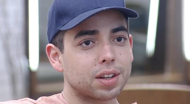 Lucas Selfie é eliminado com 26,45% em 'A Fazenda'