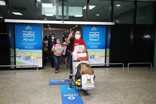 Pacientes recuperados da Covid-19 na Paraíba retornam a Manaus