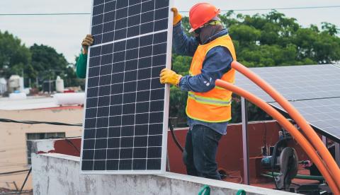 Cursos gratuitos do Ifam formam instaladores de sistemas fotovoltaicos em Manaus