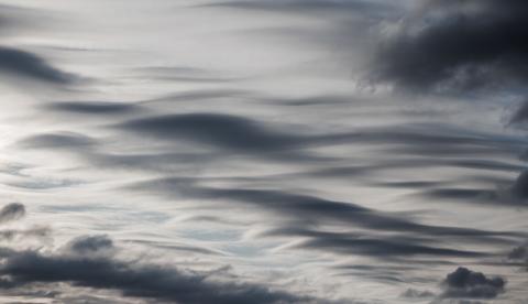 Curitiba deve ter céu aberto e ventos mais fortes nos próximos dias