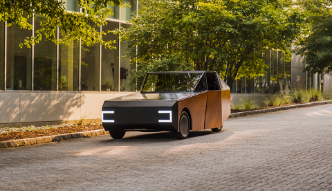 Carro elétrico solar Deep Orange 17, modelo Luminetta