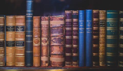 Tradução inédita de ensaios do filósofo John Stuart Mill chega às livrarias pela Editora Unesp
